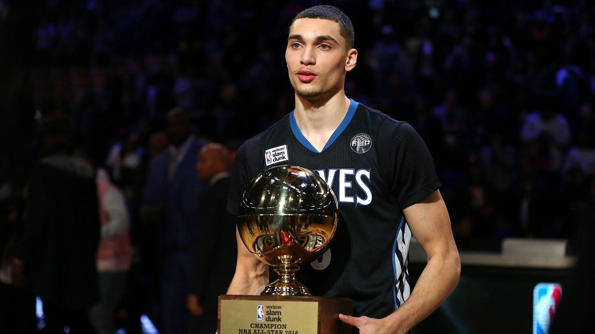 北京鸭攻守两端全面开花展现强队风采,北京鸭川