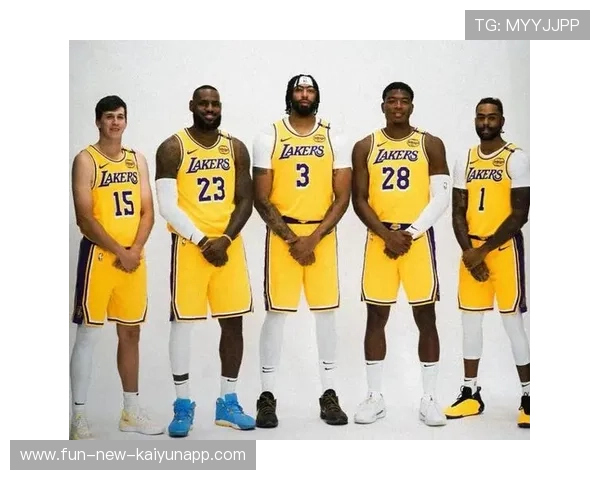 湖人需补齐内线短板，才能重返巅峰之路